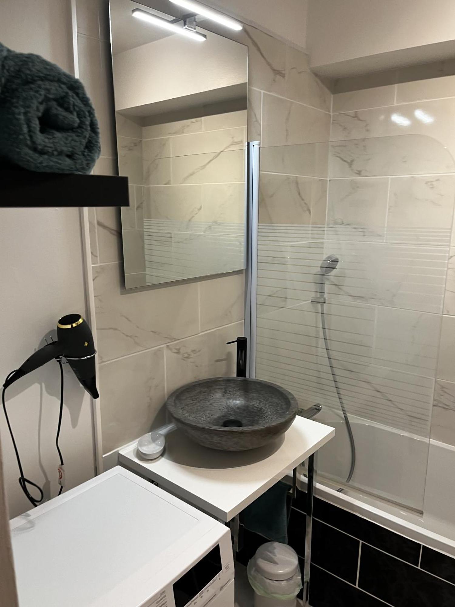 Super Appartement Cosy, Parking Prive 库尔瑟勒·苏尔·梅尔 外观 照片